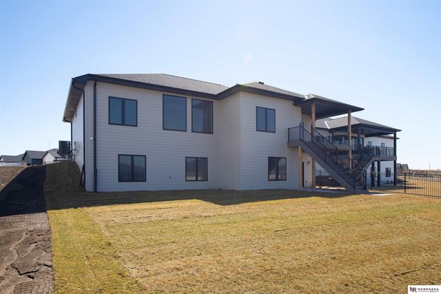 9401 S 87th Street, Lincoln, NE 68526