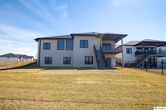 9401 S 87th Street, Lincoln, NE 68526