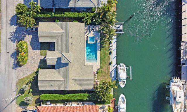 1151 Coral Way, Singer Island, FL 33404