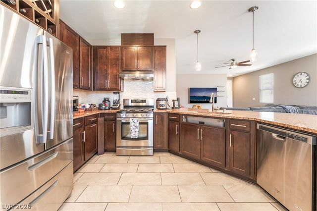 5550 South Riley Street, Las Vegas, NV 89148
