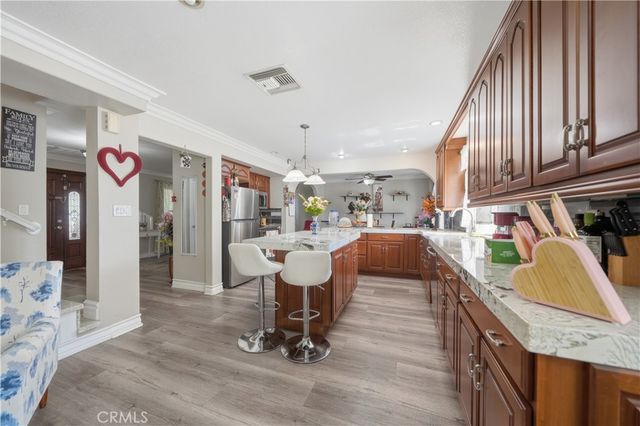 41215 Crest Dr, Hemet, CA 92544