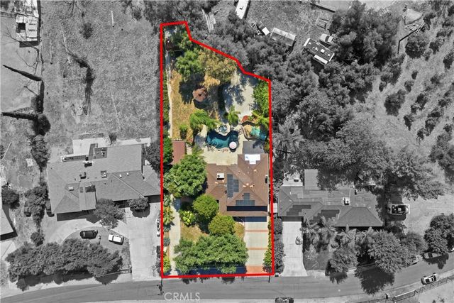 41215 Crest Dr, Hemet, CA 92544