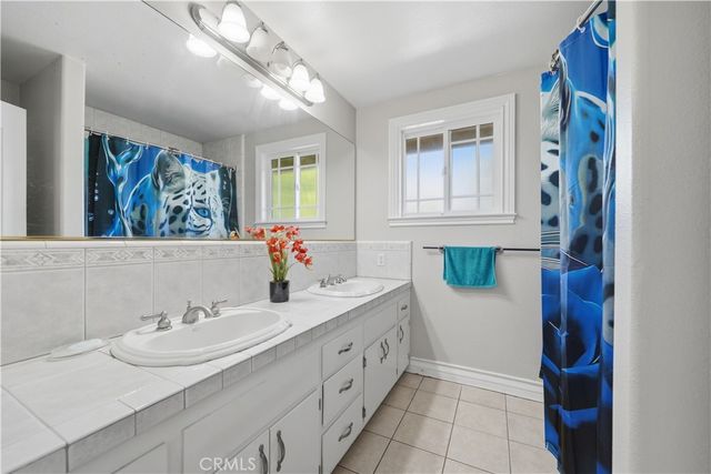 41215 Crest Dr, Hemet, CA 92544