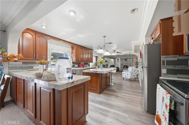 41215 Crest Dr, Hemet, CA 92544