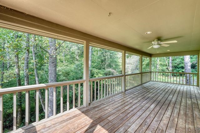 471 Pierce Cove Road, Hiawassee, GA 30546