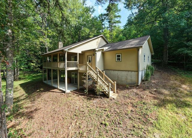 471 Pierce Cove Road, Hiawassee, GA 30546