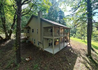 471 Pierce Cove Road, Hiawassee, GA 30546
