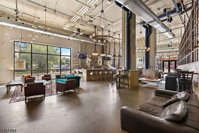 1 Carriage City Plz 1212, Rahway City, NJ 07065