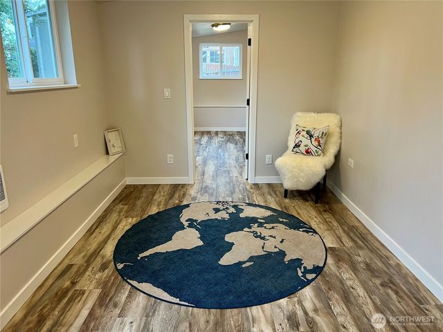 2740 Callahan Drive, Bremerton, WA 98310