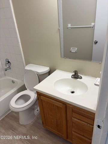 1515 PULLEN Road 4, Jacksonville, FL 32216