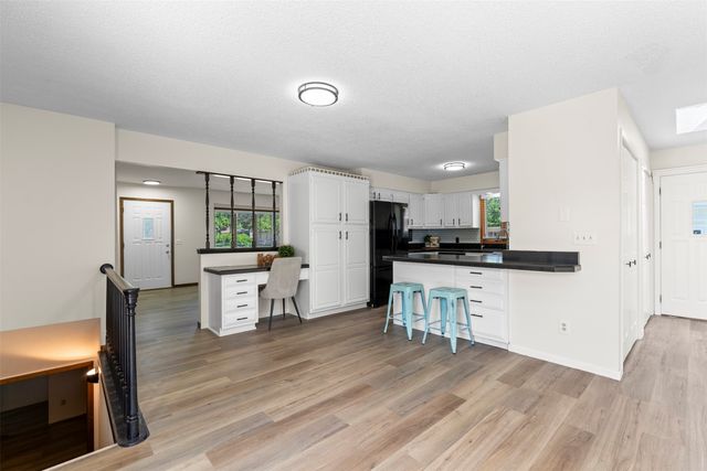 409 SE Wanda Drive, Ankeny, IA 50021