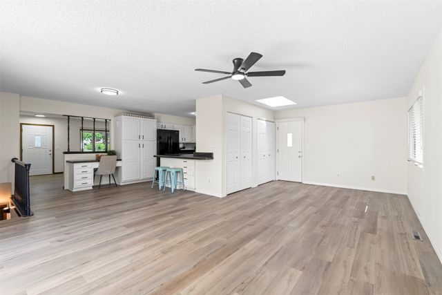 409 SE Wanda Drive, Ankeny, IA 50021