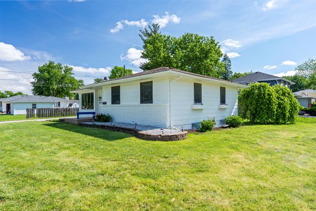409 SE Wanda Drive, Ankeny, IA 50021