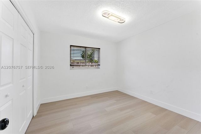 7220 NW 10th Pl, Plantation, FL 33313