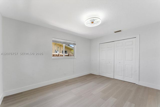 7220 NW 10th Pl, Plantation, FL 33313
