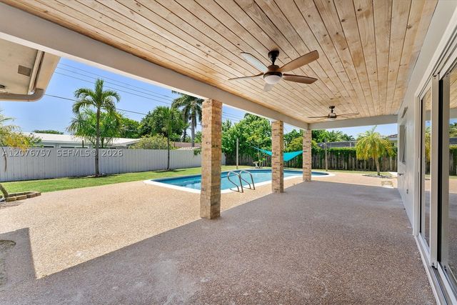 7220 NW 10th Pl, Plantation, FL 33313