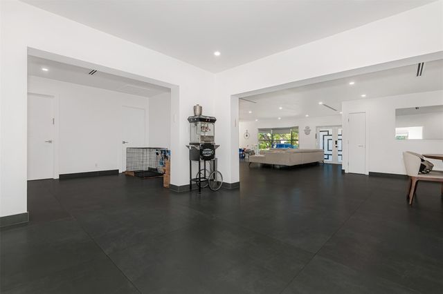 5300 Garfield St, Hollywood, FL 33021