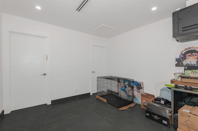 5300 Garfield St, Hollywood, FL 33021