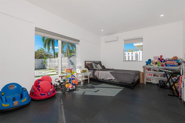 5300 Garfield St, Hollywood, FL 33021