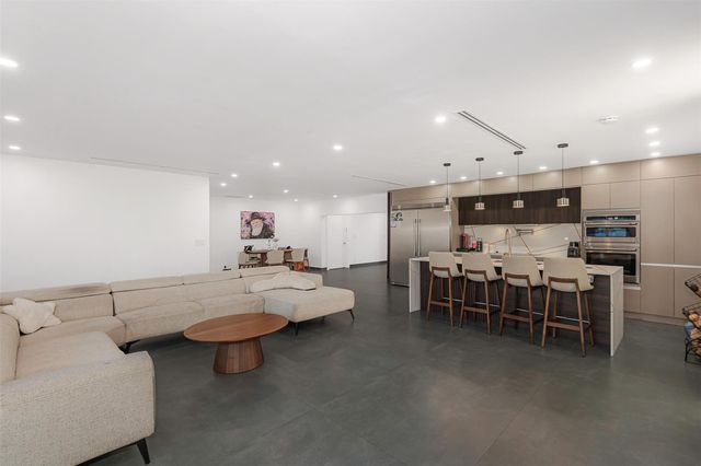 5300 Garfield St, Hollywood, FL 33021