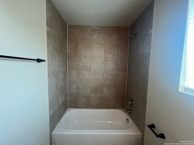 16824 Dancing Ava Unit 1, Selma, TX 78154