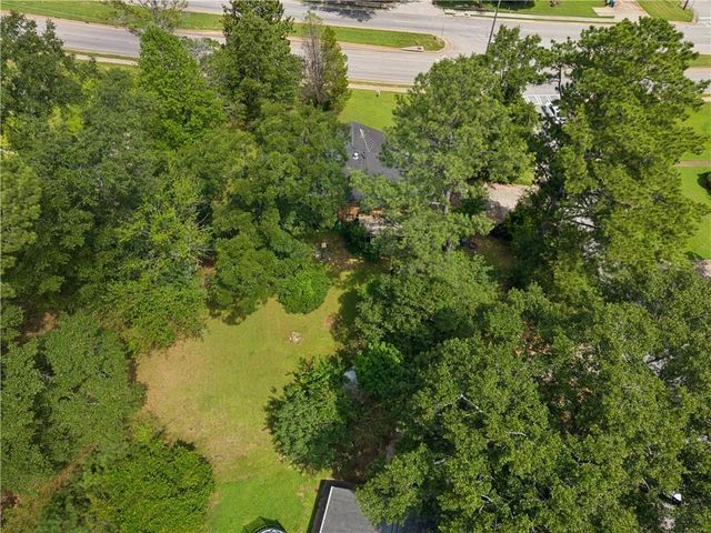 2438 S Hairston Road, Decatur, GA 30035