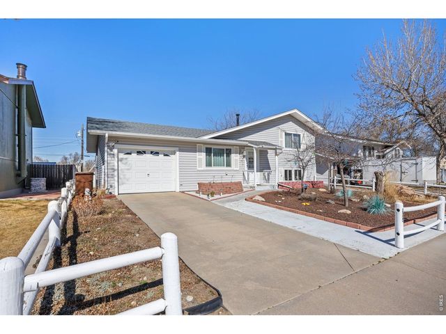 325 N 4th St, La Salle, CO 80645