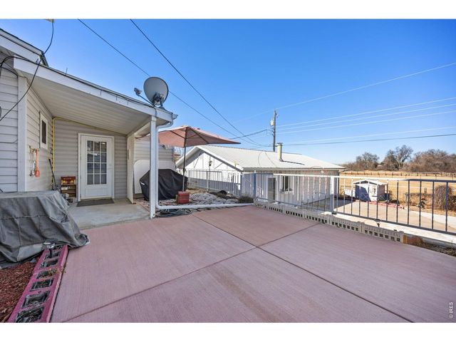 325 N 4th St, La Salle, CO 80645