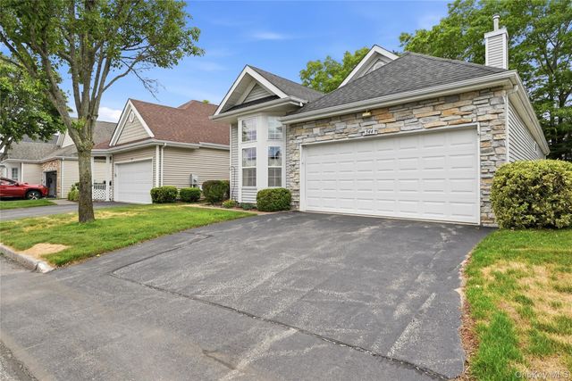 544 Leisure Drive, Ridge, NY 11961