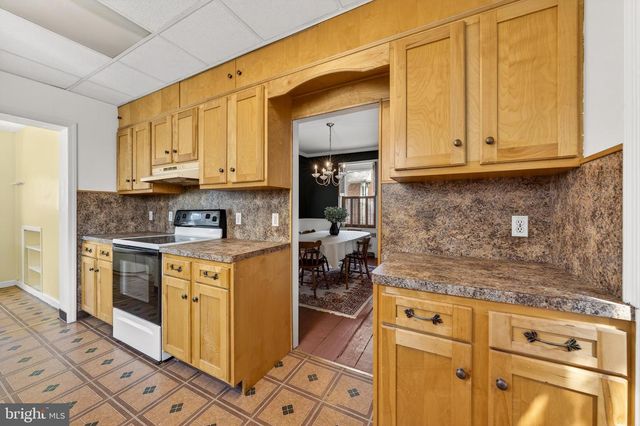 945 MAIN ST, Bethlehem, PA 18018