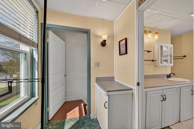 945 MAIN ST, Bethlehem, PA 18018