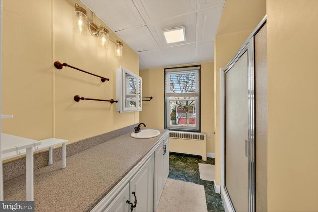 945 MAIN ST, Bethlehem, PA 18018