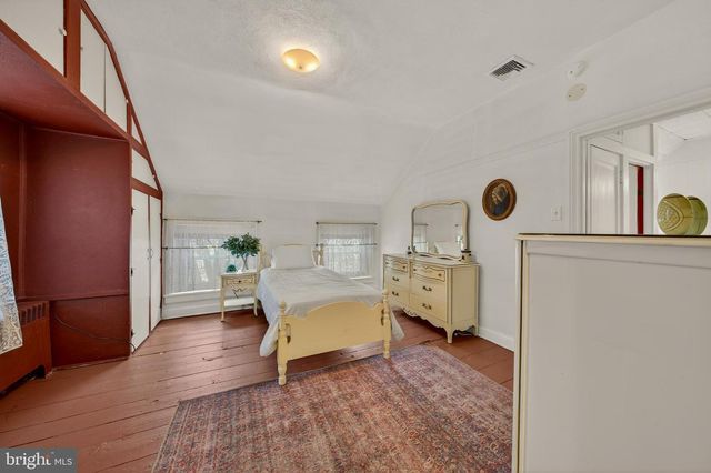 945 MAIN ST, Bethlehem, PA 18018