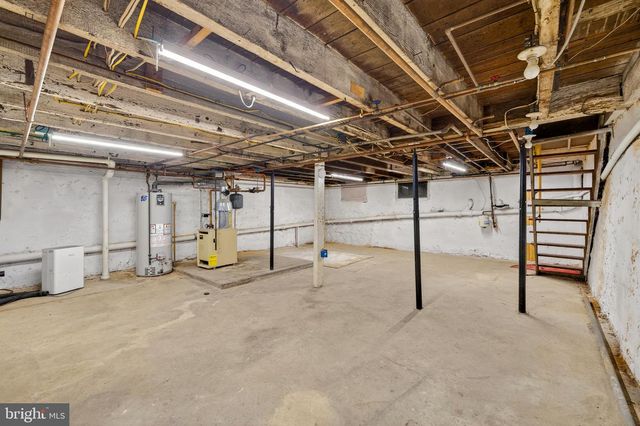 945 MAIN ST, Bethlehem, PA 18018
