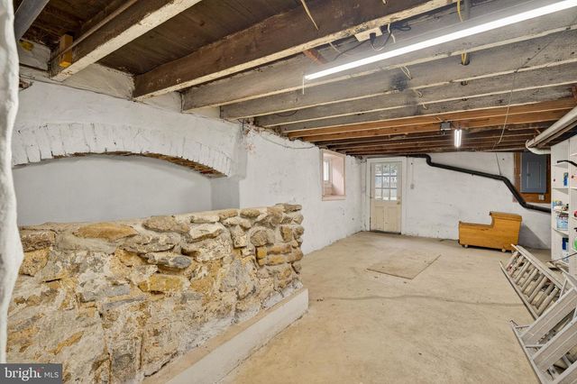 945 MAIN ST, Bethlehem, PA 18018