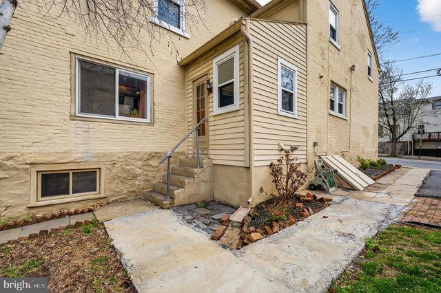 945 MAIN ST, Bethlehem, PA 18018