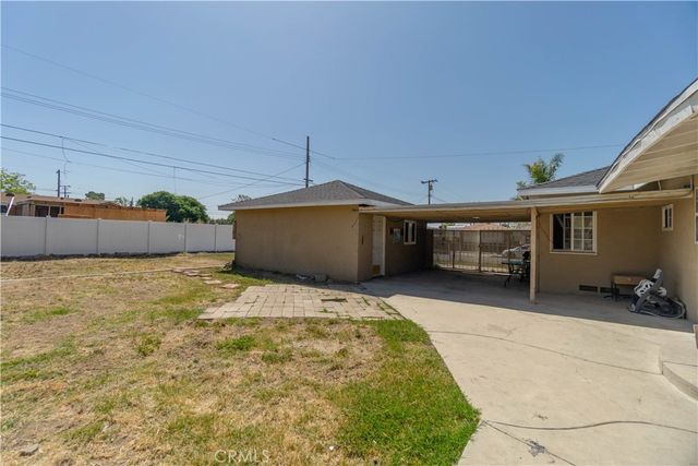 14888 Ivy Avenue, Fontana, CA 92335