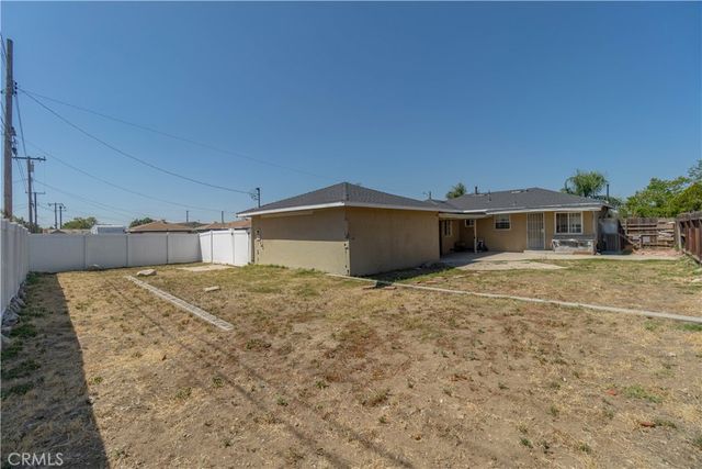 14888 Ivy Avenue, Fontana, CA 92335