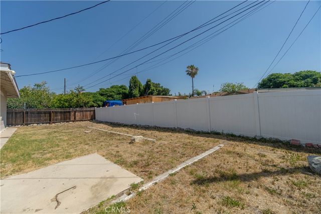 14888 Ivy Avenue, Fontana, CA 92335