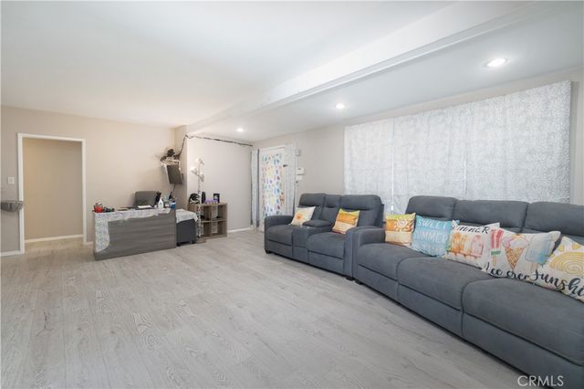 14888 Ivy Avenue, Fontana, CA 92335