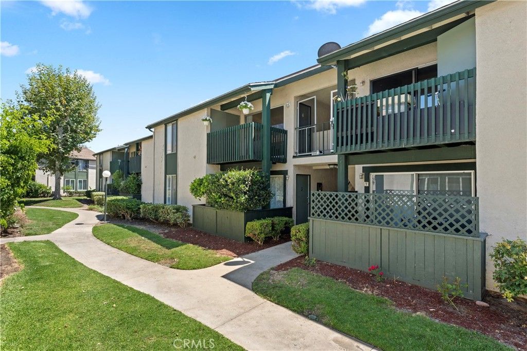 23282 Orange Avenue 6, Lake Forest, CA 92630 — exterior
