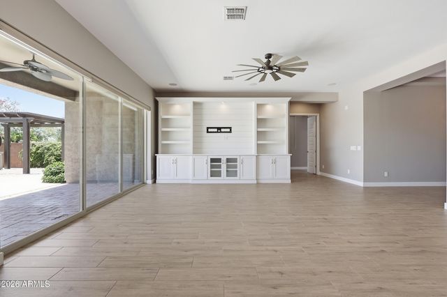 10363 E Topaz Avenue, Mesa, AZ 85212