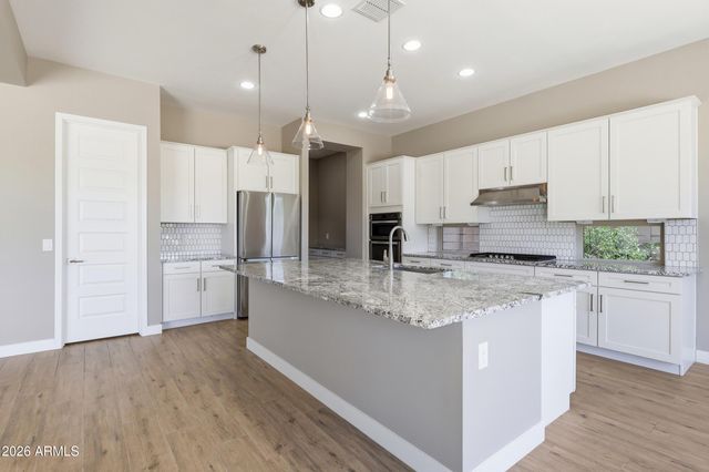 10363 E Topaz Avenue, Mesa, AZ 85212