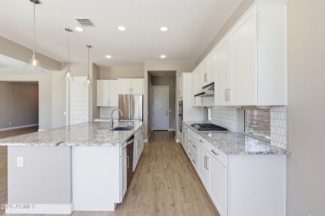 10363 E Topaz Avenue, Mesa, AZ 85212