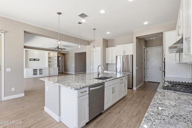 10363 E Topaz Avenue, Mesa, AZ 85212