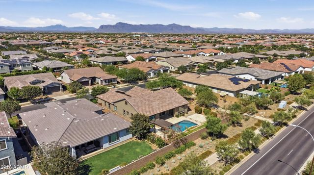 10363 E Topaz Avenue, Mesa, AZ 85212