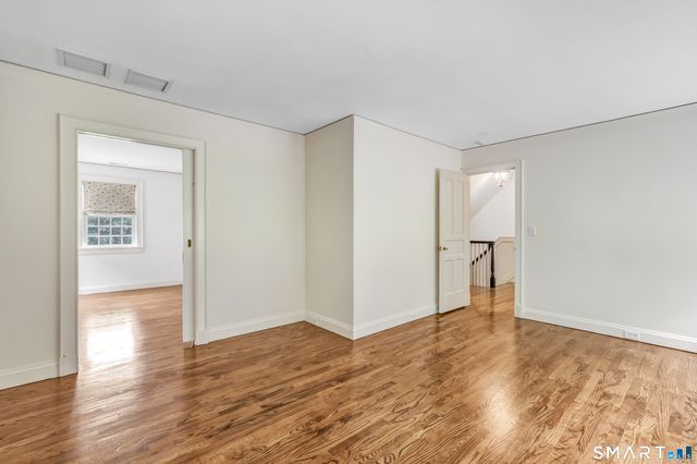 215 Cross Ridge Road, New Canaan, CT 06840