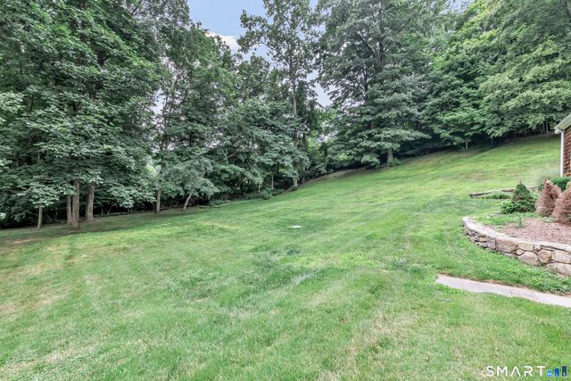 215 Cross Ridge Road, New Canaan, CT 06840