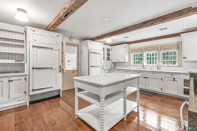 215 Cross Ridge Road, New Canaan, CT 06840