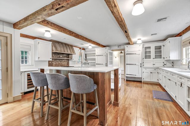 215 Cross Ridge Road, New Canaan, CT 06840
